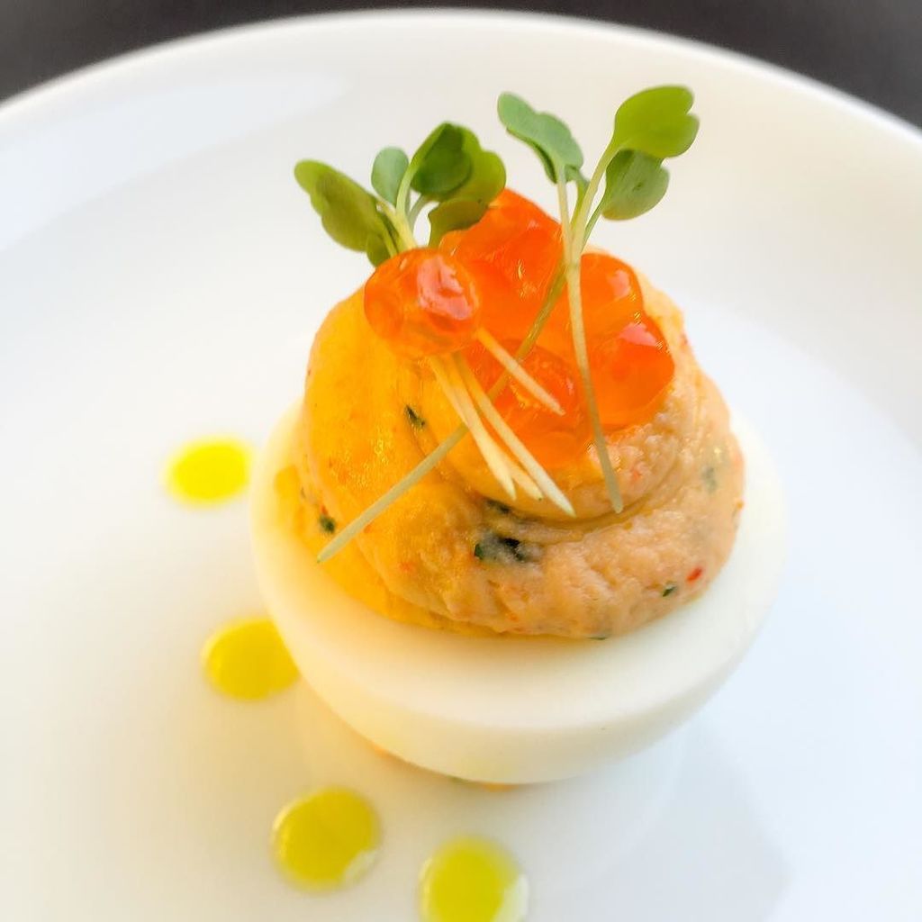 tavernamaui's tweet photo. Lobster Deviled Eggs &Salmon Roe at Noble Chef 2016 #noblechef #deviledegg #salmon #roe #kealani #taverna #maui #i… https://t.co/WbrEyXtB18