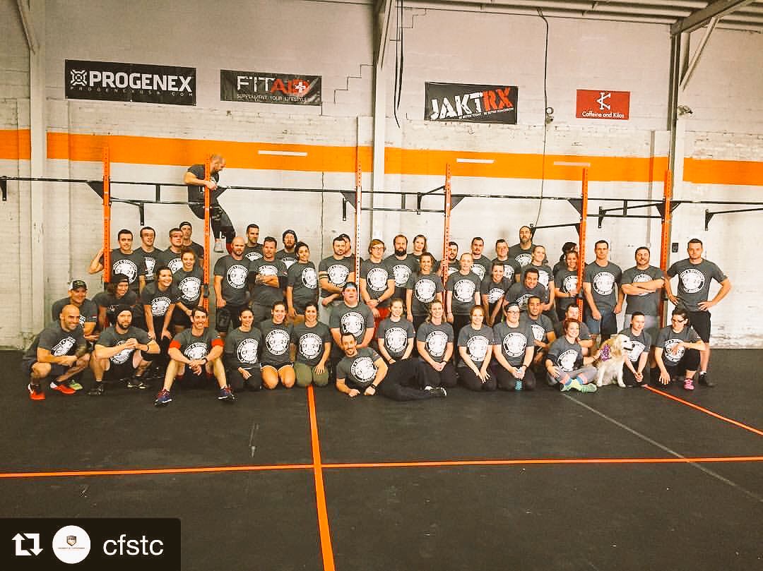 TyHarrison92's tweet photo. 12 Down 12 To Go!! 🏋🏻#CommunityStrong #CFSTC #CF24 https://t.co/it30zLbfcD