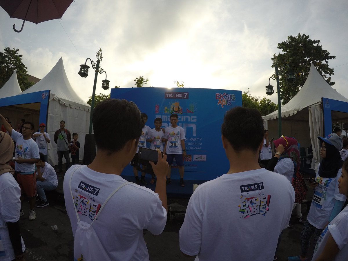 TRANS7's tweet photo. #AmazingRunSolo mengakhiri rangkaian #EksisAbisSolo 2016. Sampai jumpa di event selanjutnya! https://t.co/5Cj0SZF6nf