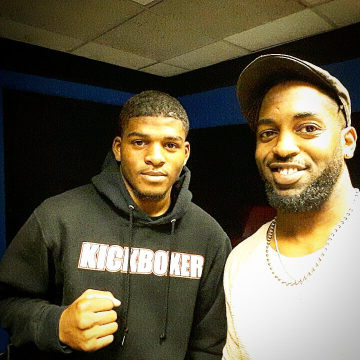 absolutelyChike's tweet photo. It was awesome meeting you bro at @GPG_MMA. Looking 4ward to seeing your skillset in the ring. #MMAFighter #HandsUpStudios https://t.co/TYy2qWNfUT