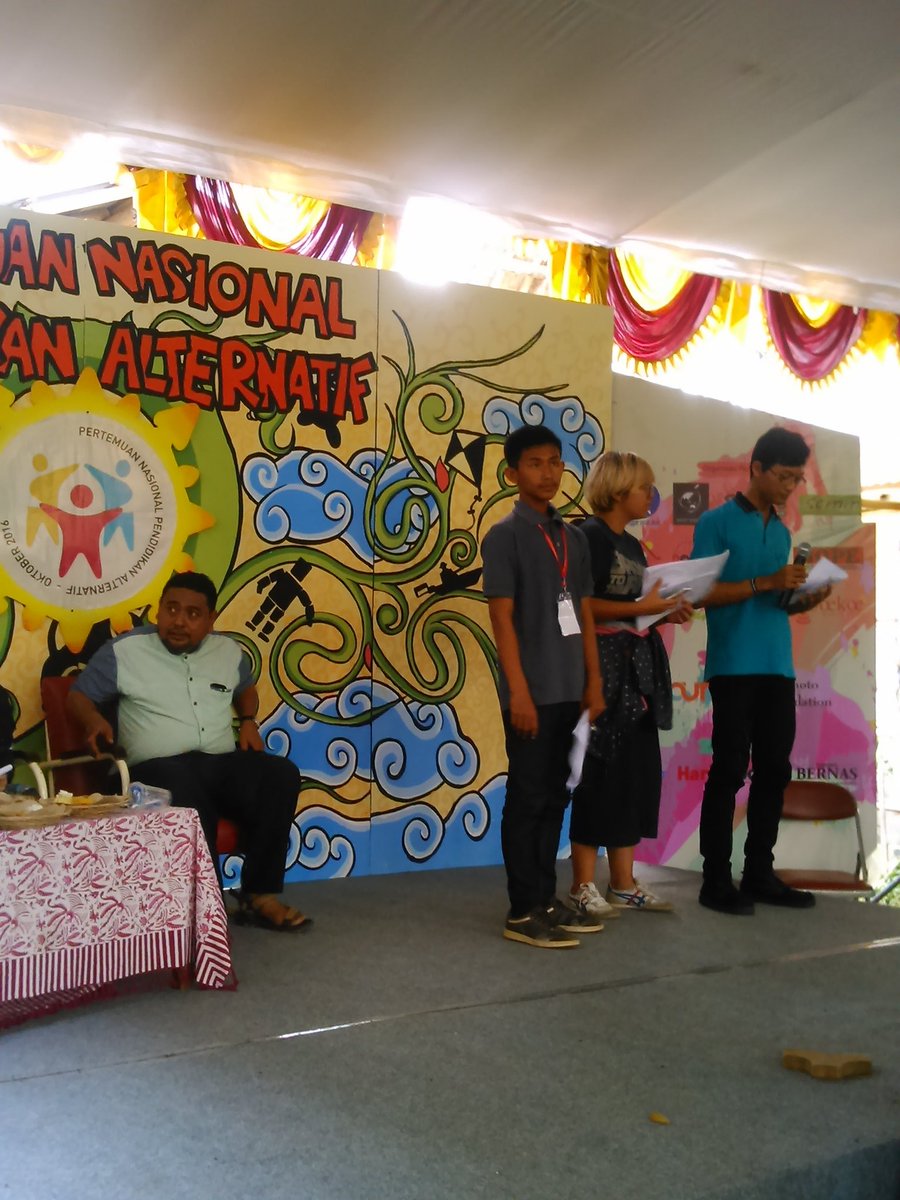 Paparan dari perwakilan komisi anak #AnakMerdeka <a href="/pend_alternatif/">pendidikanalternatif</a>