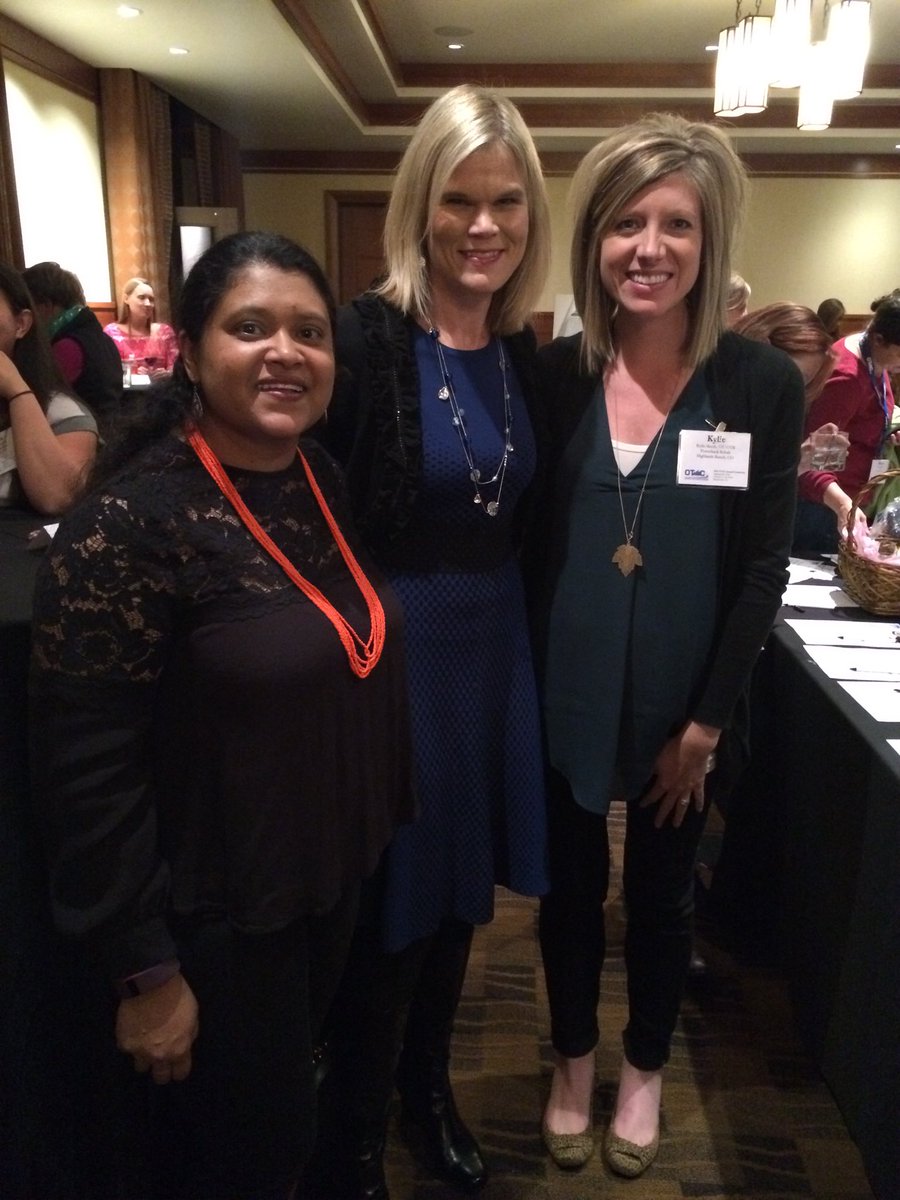 NatashaPedsOTD's tweet photo. Great reunion with these lovely leaders! @Kyliesleeth3 @ajlamb1216  #AOTA #OTAC https://t.co/UbRGxd895F