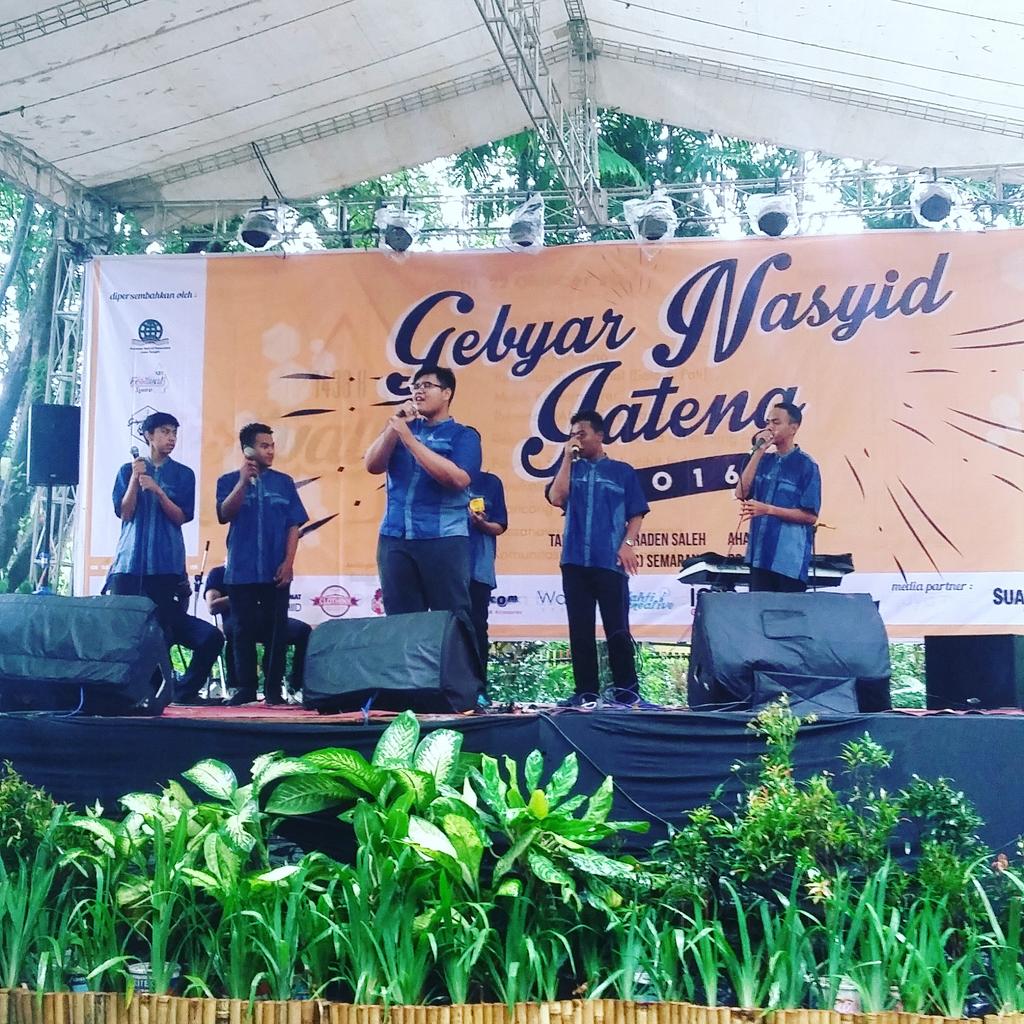 annjateng's tweet photo. Gebyar Nasyid Jateng @ TBRS Semarang 23 Okt 2016 https://t.co/SG6oW3VfWs