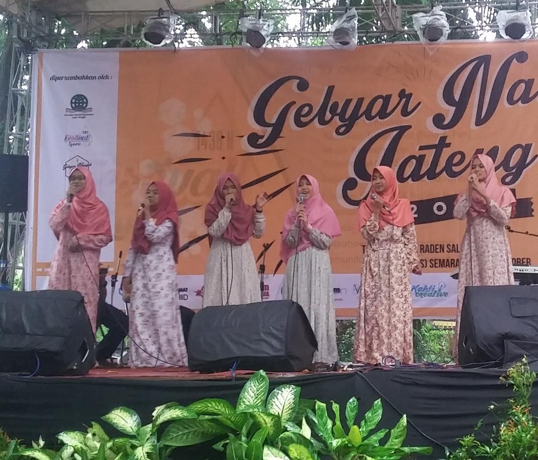 annjateng's tweet photo. Gebyar Nasyid Jateng @ TBRS Semarang 23 Okt 2016 https://t.co/SG6oW3VfWs