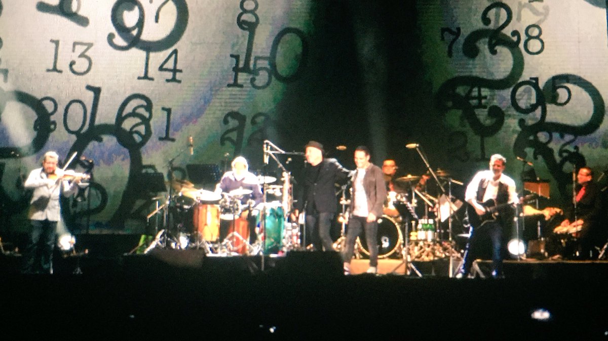 interbank's tweet photo. En el escenario, el genialísimo, @rubenblades. !Nadie podrá olvidar esta noche y esta gran despedida! #AllAccess2016 #AdiosRuben https://t.co/M91L0xcWrq