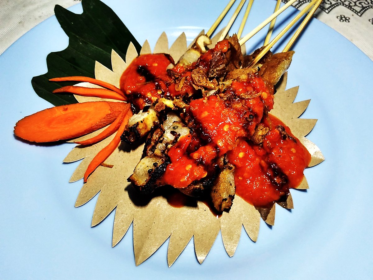 satetahu_pgiant's tweet photo. Yg bumbu kacang saja menggoda, apalagi yg bumbu cetaarrrr @satetahu_pgiant #SateTahu #Situbondo #KulinerJakarta https://t.co/doLzCp3qwP