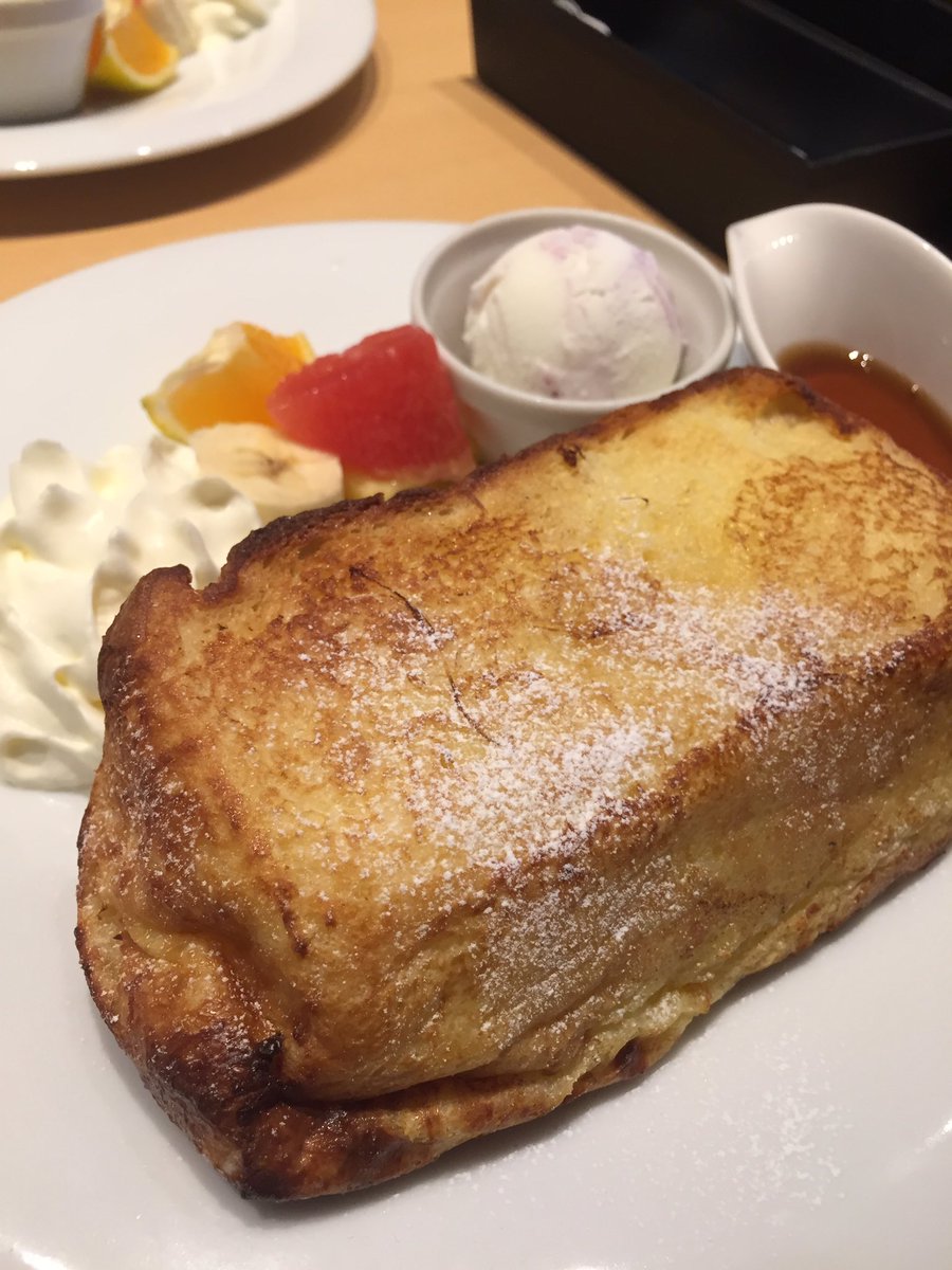 mari17797274's tweet photo. この間 #ジェラテリアフェリーチェ 行ってふわふわの #フレンチトースト 食べたよー♡幸せ過ぎた♡カロリーきになるけど #カレン酵素 飲んだからへーき♡次は #パンケーキ 食べに来よう*\(^o^)/*笑 https://t.co/ppyIMC4hHF
