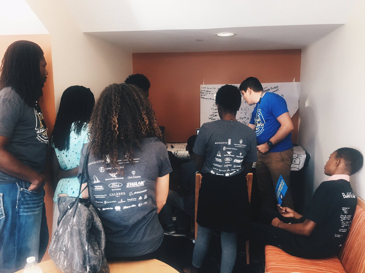 createaLOOP's tweet photo. Our kid LOOOVED @globalhackHQ! They came up with new ideas and built apps to improve the lives of homeless in St. Louis! #NeededNotNeedy https://t.co/n8NYj1PXOr