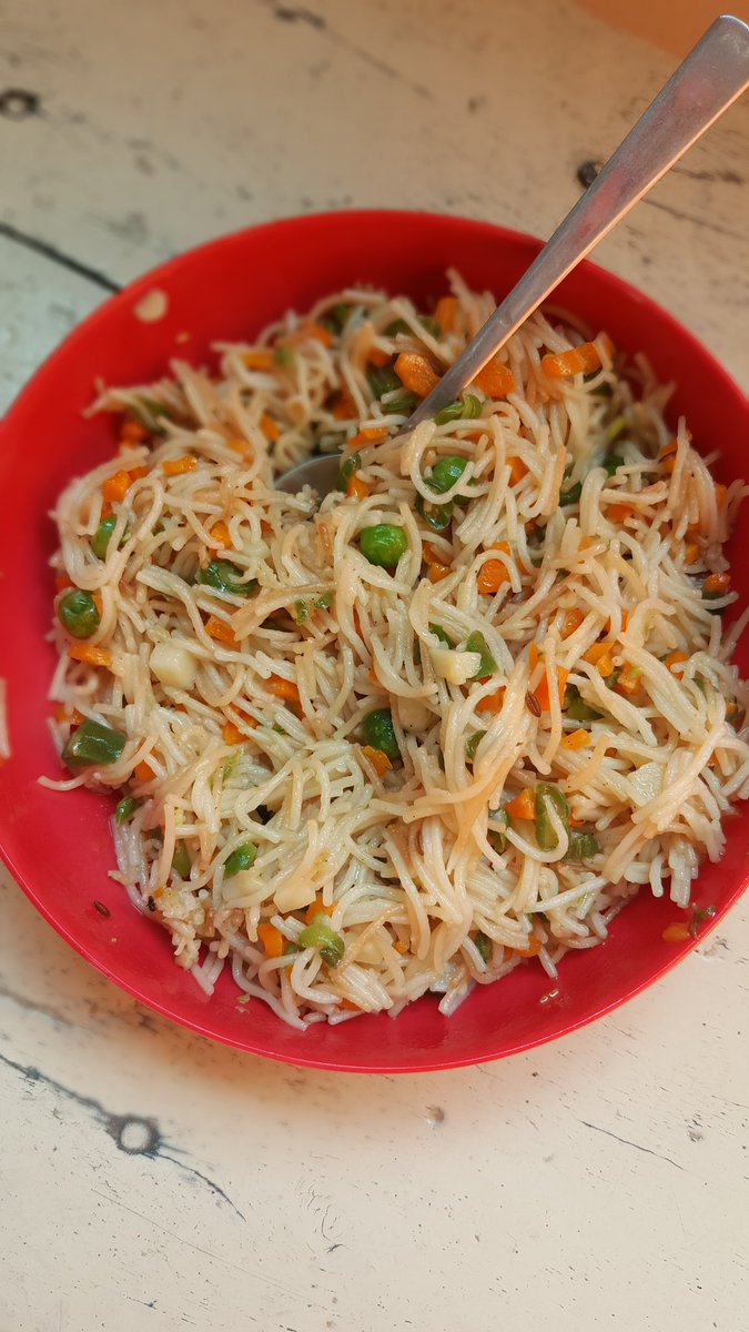allthatsmomblog's tweet photo. When #breakfast looks like this you sure grab a full bowl 🍜!!! #foodie #foodporn #vermicilli https://t.co/S9ZzXf9djE
