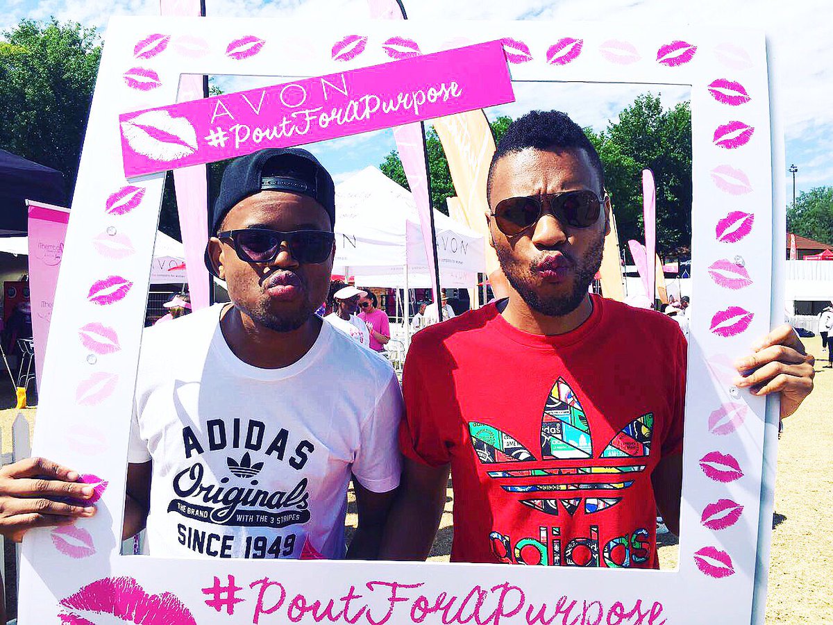EdsoulSA's tweet photo. @RhythmSessions supporting a good cause #ithembawalkathon2016 #KayaSundays https://t.co/KbTXh6Wcak