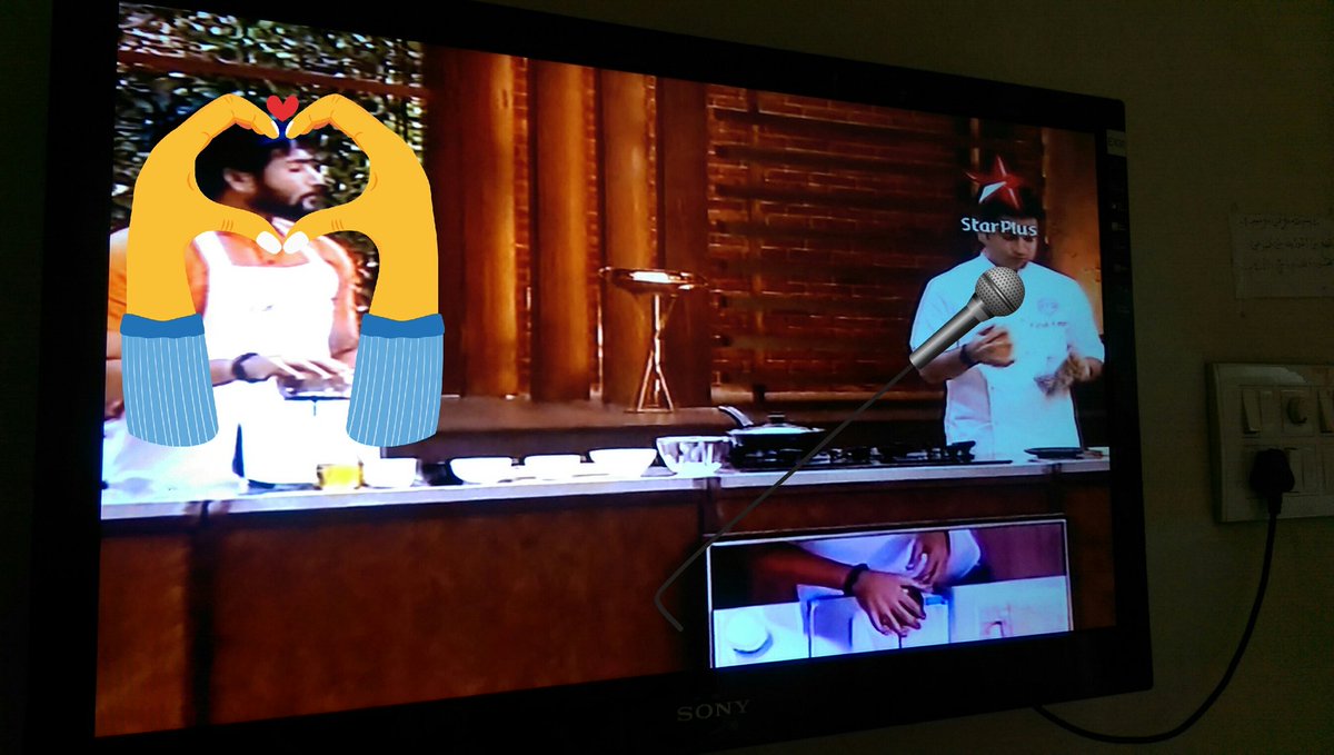 bookloverpearl's tweet photo. Perfect #chef and #fabulousSadaf. #Bestshow #adorable dishes. @hussainsadaf1 .
#MCI5
#MCCLASS.
@ChefKunalKapur
@EndemolShineIND
@StarPlus https://t.co/M6DnYXkWiq