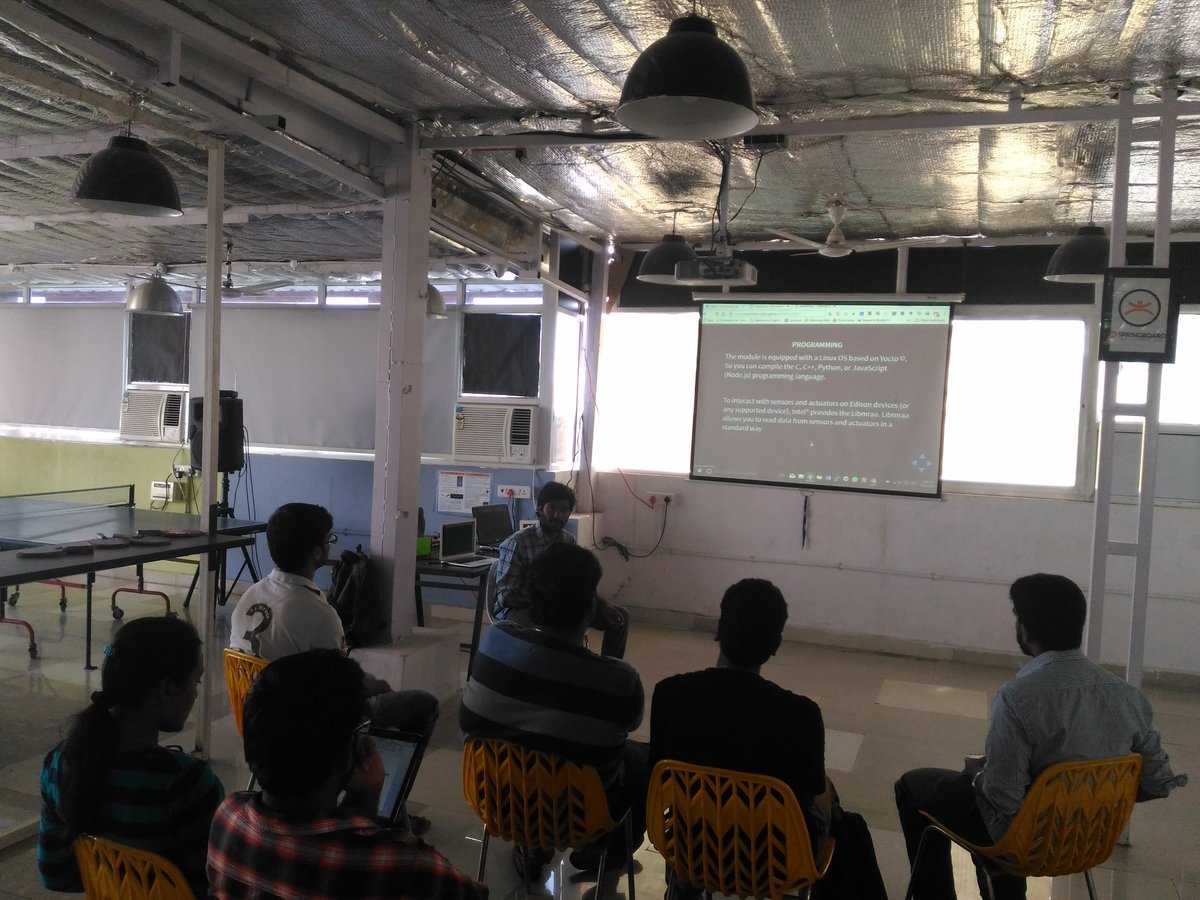 rithvikreddyp's tweet photo. Getting started with @intel #edison #HacksterLive #hacksterhyd #hacksterindia @hacksterio @hacksterhyd @HacksterIndia https://t.co/OFBGFJw1tC