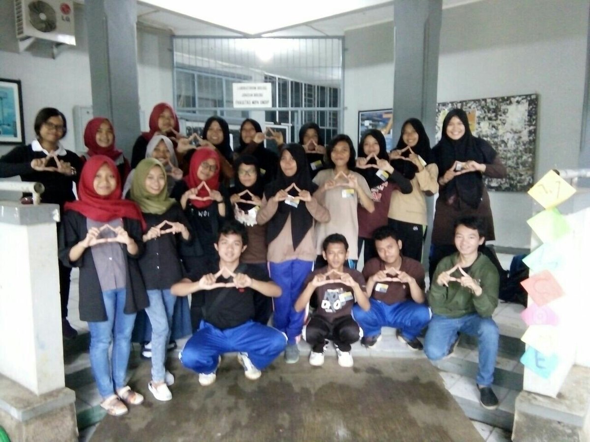polimerization's tweet photo. telah berlangsung follow your passion polimer UNDIP https://t.co/pZUaP1eXPd