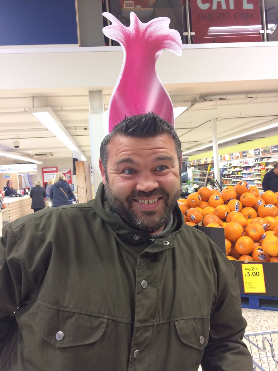 SusyTutu's tweet photo. This lovely Dad wasn't quite expecting to be Trolled today but happy to be in the pink #TrollsinTesco #Barnsley https://t.co/bjcllDsLE5