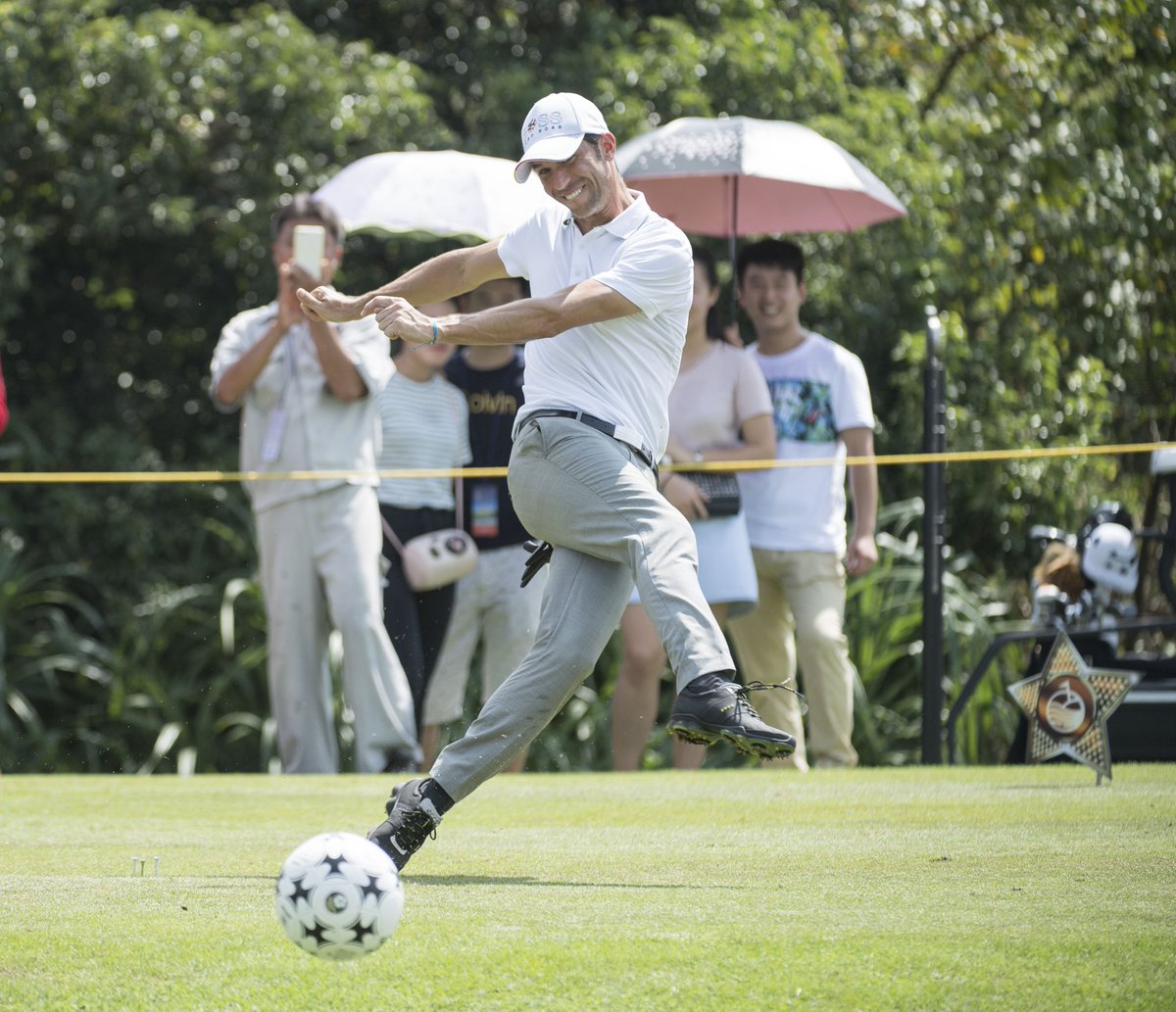 missionhillscn's tweet photo. Thrill to have you this week @LuchoGarcia14 Hope you found time to improve your golf swing &amp; not just your kicking! #WCPA2016 #missionhills https://t.co/1f4n5KiAGZ
