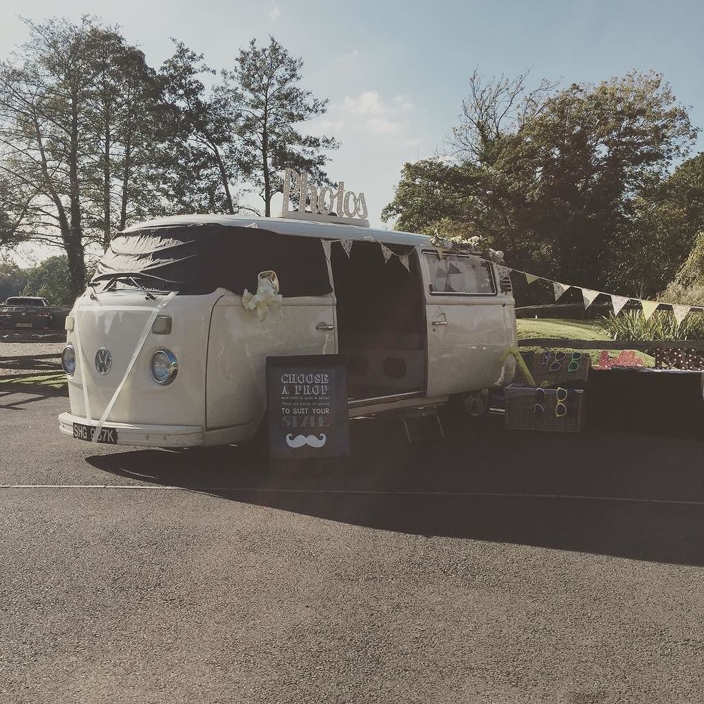 ButtercupBus's tweet photo. All set up in #vw #photobooth mode at @coltsfordmill at today's #wedding open day.
Such a … https://t.co/UaapNgW90t https://t.co/NKLuNrhlfM