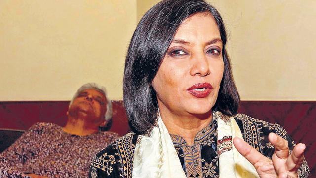 news24tvchannel's tweet photo. Maharashtra CM ‘buying patriotism’: Shabana Azmi #AeDIlHaiMushkilrow #ShabanaAzmi #Devendr https://t.co/DOjggkWG14 https://t.co/4Cfkm3qpP7