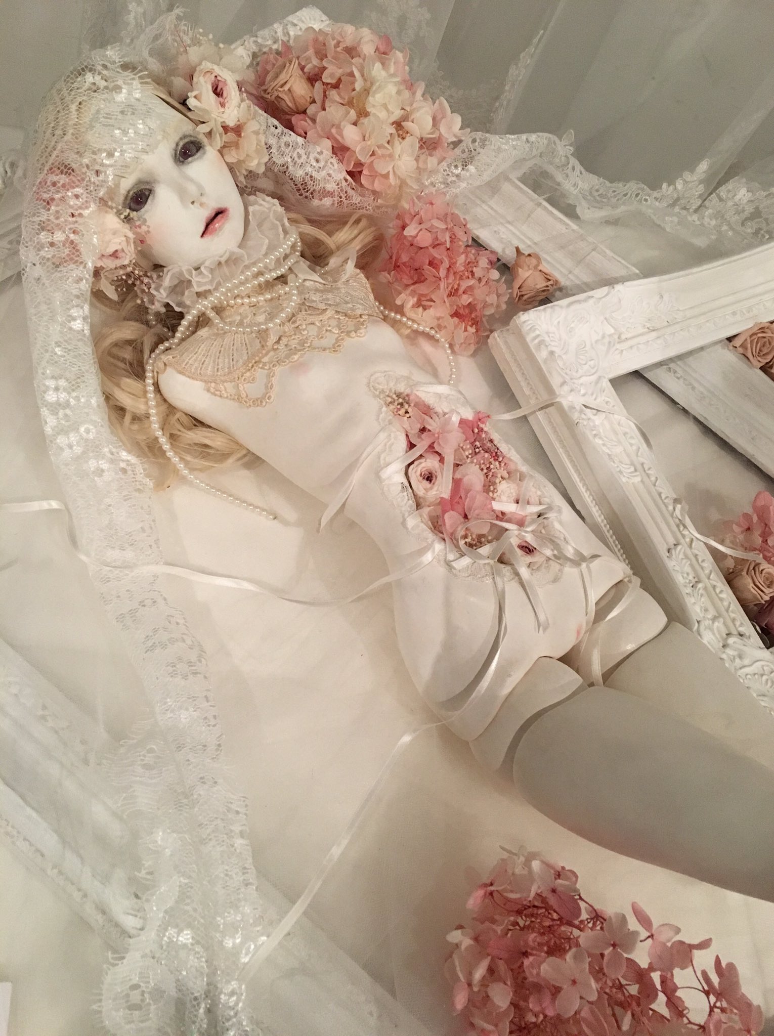 さみと プリメケロン 님의 트위터 Chimera キメラ 展行って来ました 人形の体だから表現できる感情があるんだなって 人間の自分の体じゃとても思いつけないような気持ちなのかなと 美しかったです キメラ展 Chimera Oyoyo T Co 3qdaejdx1z 트위터