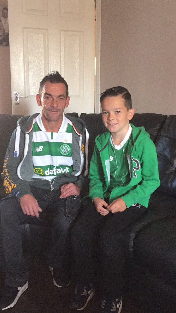 davienish's tweet photo. Me and my bhoy ready for the old firm!!🍀🍀 here we go!! 🍀 https://t.co/5URHOKu4qe