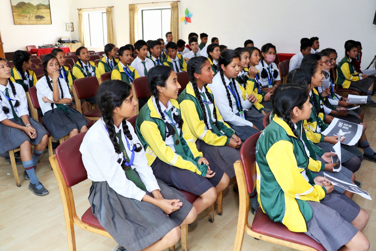 IdgcNepal2016's tweet photo. Life Skill Corner Crowd
#IDGCNepal2016 #Day2 #NepalGirlSummit https://t.co/8iuidiUJRT