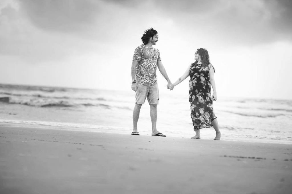 _IamAkansha_'s tweet photo. Time of my life ๐๐ @riderboyaj contributing to ur BNW craze ๐ #preggerstyle #preggers #lovโฆ https://t.co/5dpGom7Xc1 https://t.co/eMjLbFPTaO