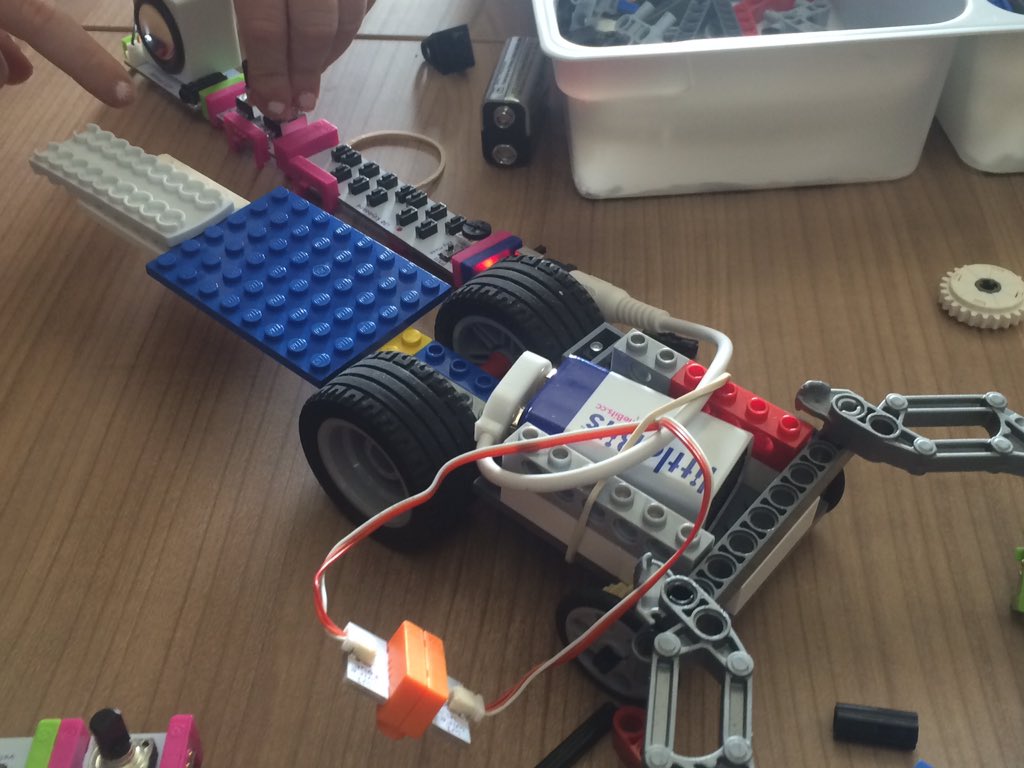 Colmac Robotics tweet media