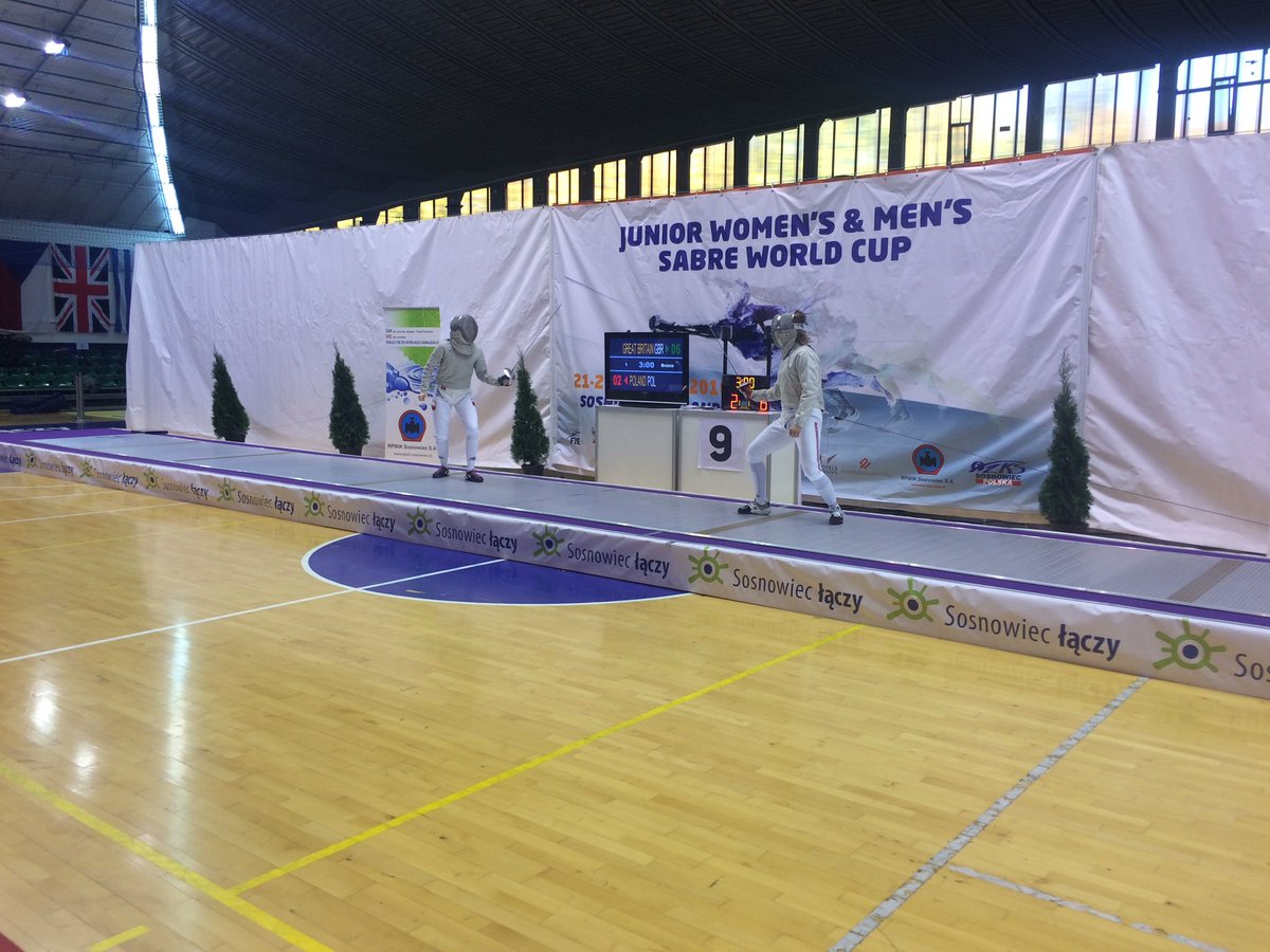 JamieCraze's tweet photo. Great Britain fencing for the bronze medal at Sosnowiec Junior World Cup now! Live stream available here: https://t.co/X4FRKEEioq https://t.co/J3Rf40hqdR