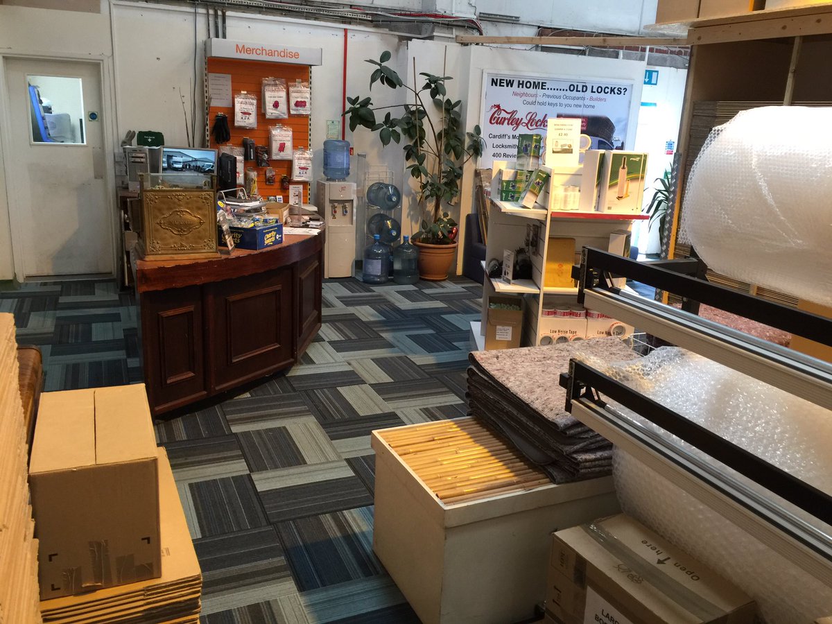 ValePackaging's tweet photo. Moving home?
Putting items into storage?
Or simply sending a parcel...
Visit us online or pop into our Cardiff store
https://t.co/TVqs8q2yKg https://t.co/zOPFnLos1j