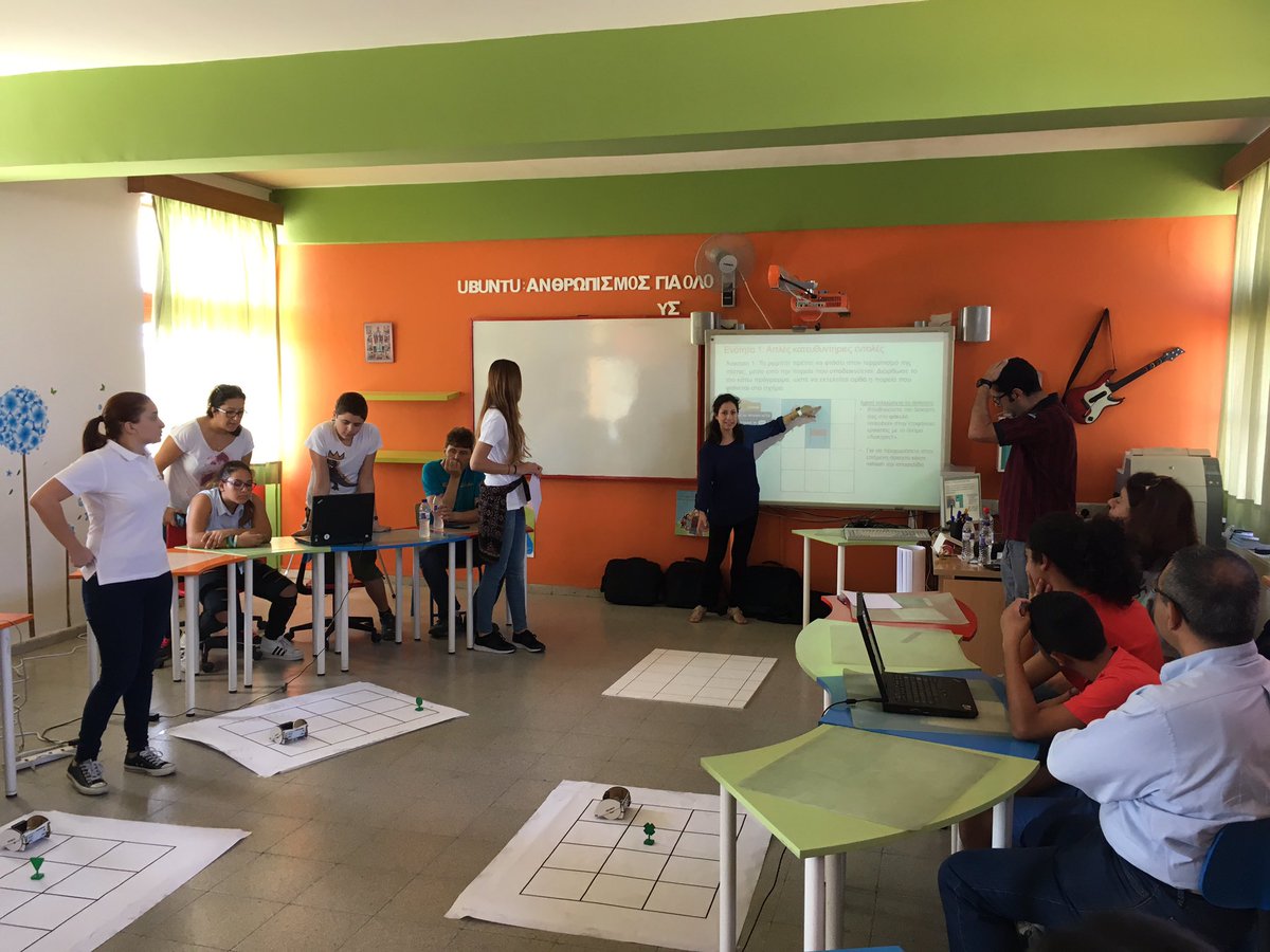 CodeWeekCY's tweet image. Μαθαίνω προγραμματισμό με τους γονείς μας, στο δημοτικό Αγίου Σπυρίδωνα στη. #Λευκωσία.
#CodingOurFuture #CodeEU #CodeCy #Cyprus