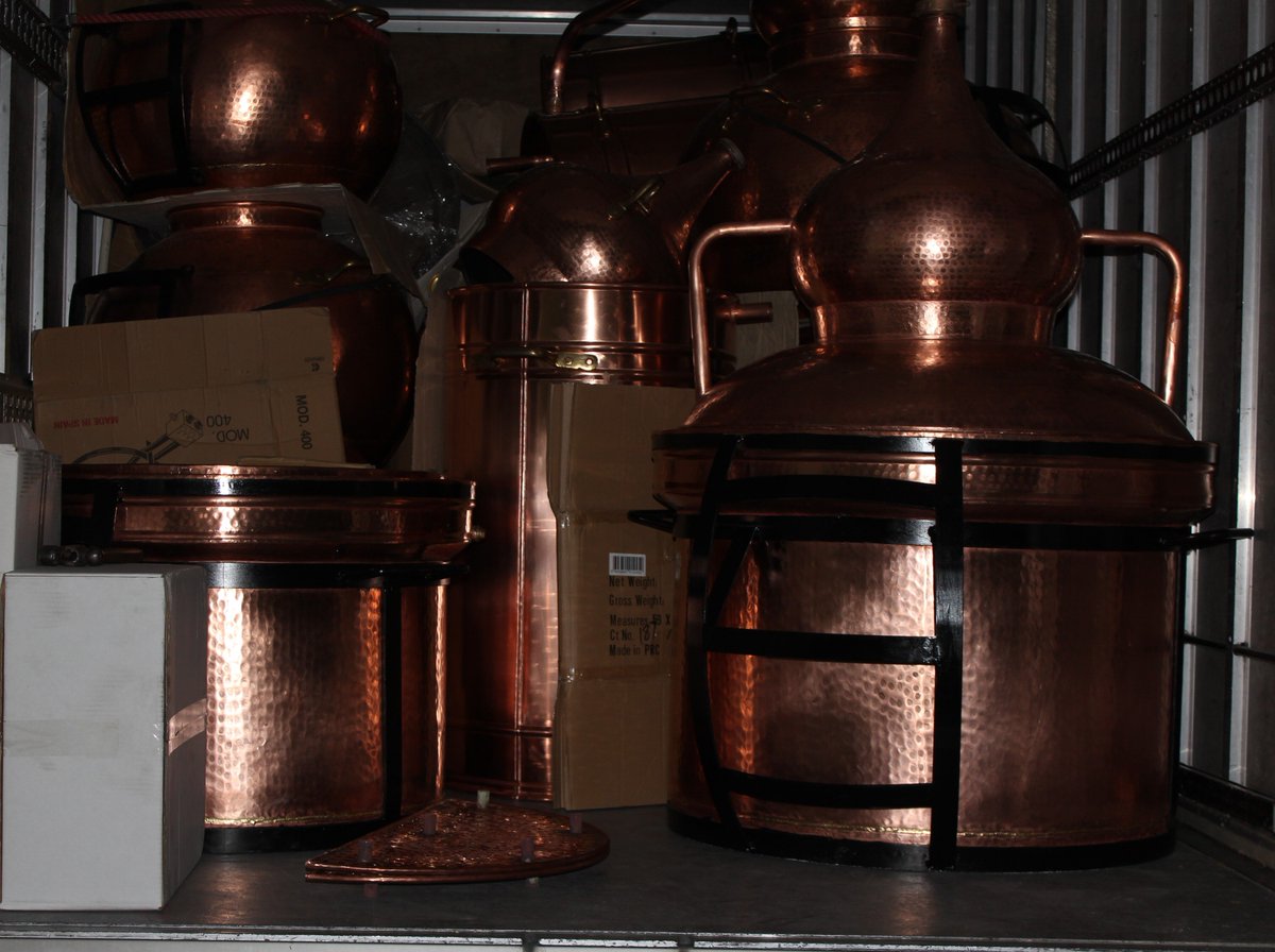 copperbrothers's tweet image. Packed up &amp;amp; ready for the market!If you cant visit us in Portugal,have a look online: 
shop.premium-coppers.com
#CopperBrothers #Copperstills