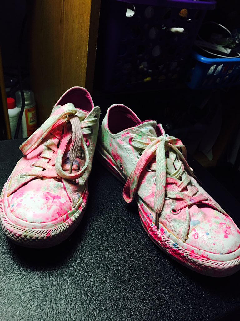 itcanbeMAINEsee's tweet photo. #LifeInColor aftermath #LICKingdom https://t.co/V90eiRBASu