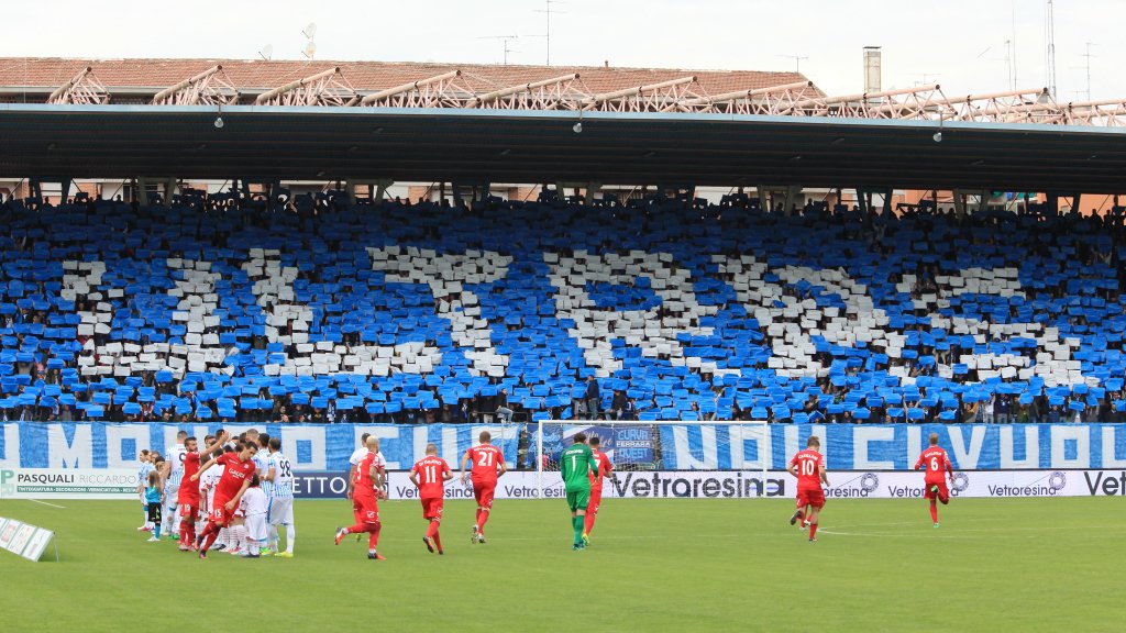 spalferrara's tweet photo. Ripensando a #SpaCar 3-1 con esultanze di @GianmarcoZigoni #Cerri e #Arini con la coreografia della #CurvaOvest 
Ma pensando già a #FroSPa https://t.co/04RhQIOedY
