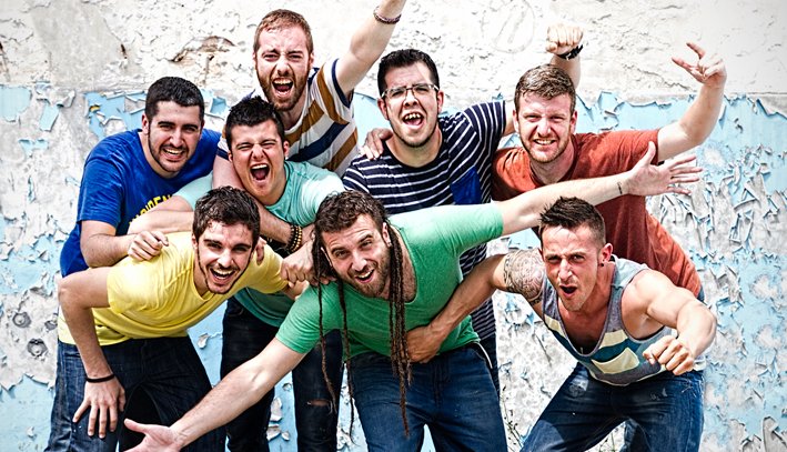 El grup <a href="/elsondelachama/">El Son de la Chama</a> de #Tarragona ha decidit fer una pausa per una temporada. Moltes gràcies per tot i esperem que torneu aviat!