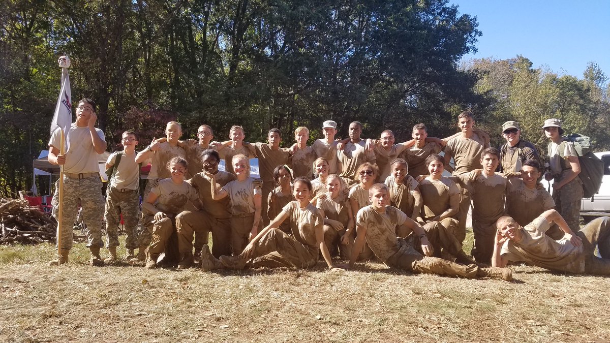 HelgaMBurns's tweet photo. RAIDER TEAMS #Proud #1team#Fierce @paynejt @drclarkharrell Boxwell16/17 All Forces National Championships https://t.co/ADAJDL0ME1