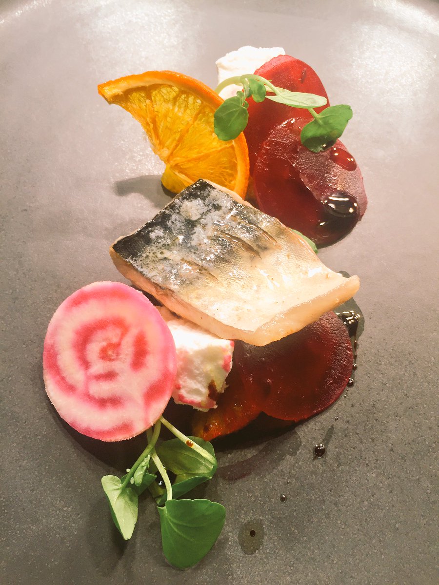 bacchusprestbur's tweet photo. A few dishes from last nights service https://t.co/IJ1JQJX8Pj