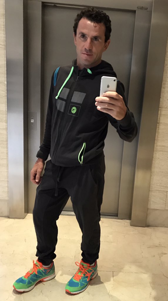 Domingo de lluvia, Domingo de Gim. Foto al estilo <a href="/Rosita_Correr/">Rosa Asensio</a> #Diadora