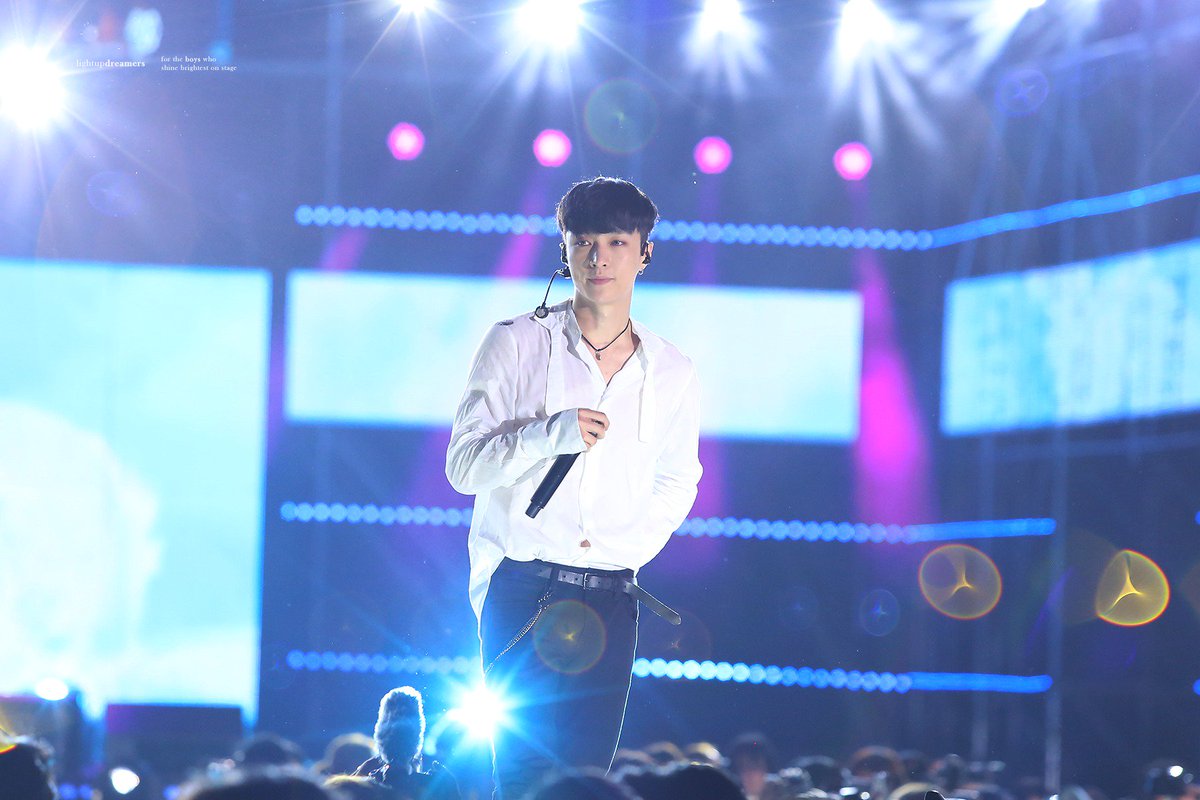 lightup0408's tweet photo. 161022 #LAY #YIXING #레이 

https://t.co/4mxRswdXlt
https://t.co/lhloI82d6M
https://t.co/6wcuv3HmbS
https://t.co/b8yyDzXX65 https://t.co/TFDTruhWzx
