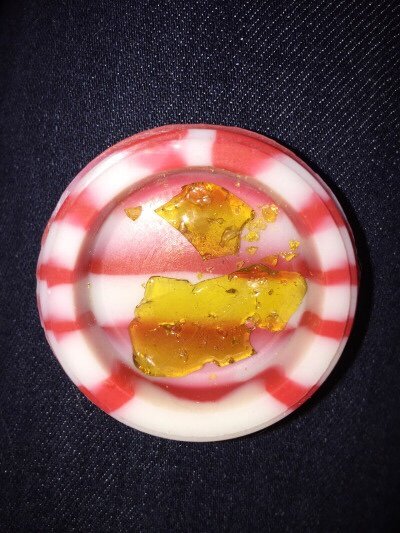 SkyHighSociety's tweet photo. Super lemon haze shatter https://t.co/rrKubKQXI0