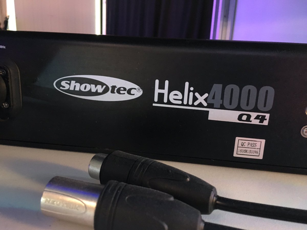 Showtecu's tweet photo. @LDITradeshow day 3 doors open pop along to#booth 718 @techni_lux https://t.co/6AzcmB8cs6