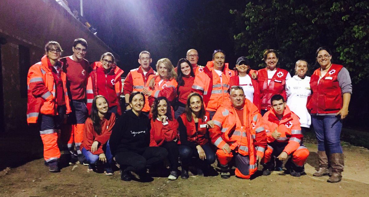 "NO HAY NADA + FUERTE EN EL MUNDO QUE EL CORAZÓN DE UN VOLUNTARIO" #Gracias #AurunNightTrail <a href="/Aurunstore/">Team AUrun</a> <a href="/IguanaGrup/">Chiringuito Iguana</a>