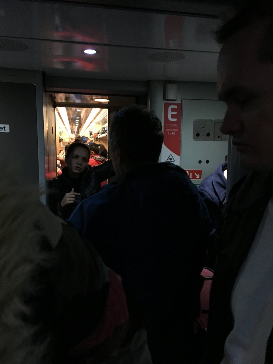 elliemiller_'s tweet photo. Inhumane way to treat customers on a 5 hour journey from Edinburgh to London, disgraceful https://t.co/gCtYC1ovga