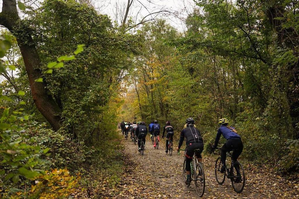 fahrradschau's tweet photo. Wishing everyone a safe ride home! Thank you @rapha_europe &amp; #Fasther for a great loop out… https://t.co/Wf3wHJ4P93 https://t.co/hiR4vlC0lX