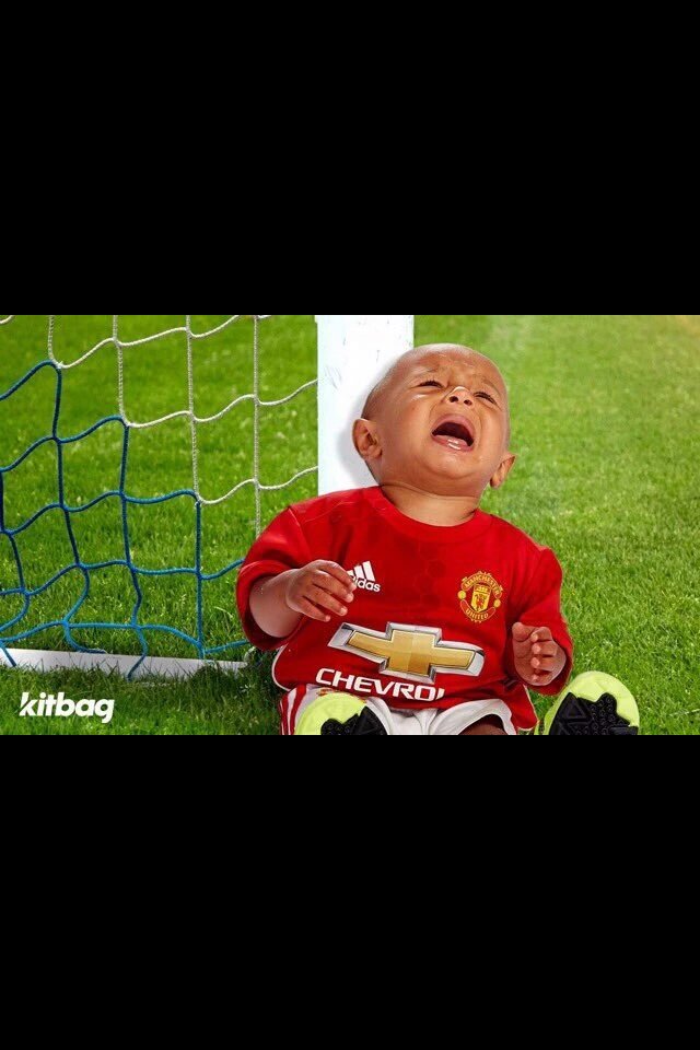 Ben_Nwas's tweet image. #ManU fans be like  #ManCfc