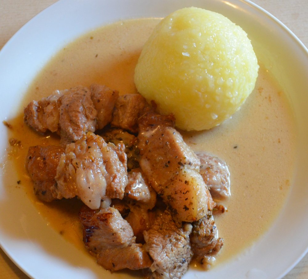 _TodaysFineFood's tweet photo. Today's fine food: Kalbsbrust in Doppelbock geschmort https://t.co/gRZnv6sIbH https://t.co/9wGRgM6NnU