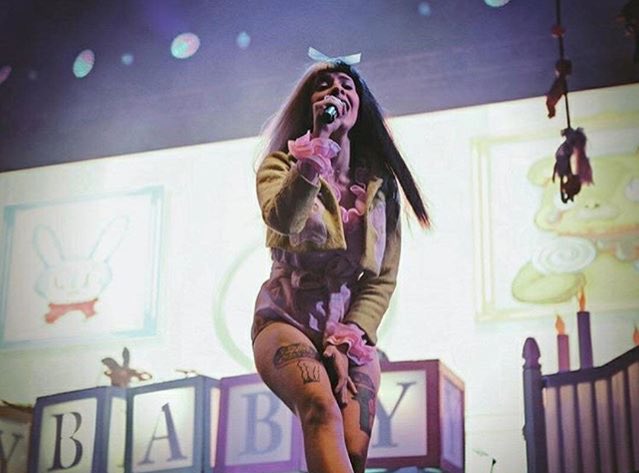 MelanieMFrance's tweet image. 📸| Melanie hier à Beach Goth 🌸🍼 {22.09.16} #2