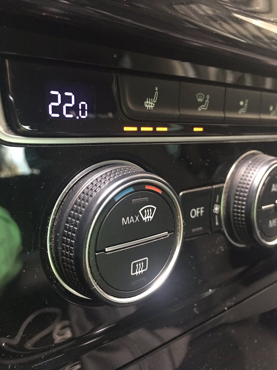 ivanolmo_'s tweet photo. Lo mejor que han inventao pa los dias de frio 😍 https://t.co/lPcfIyRFMN