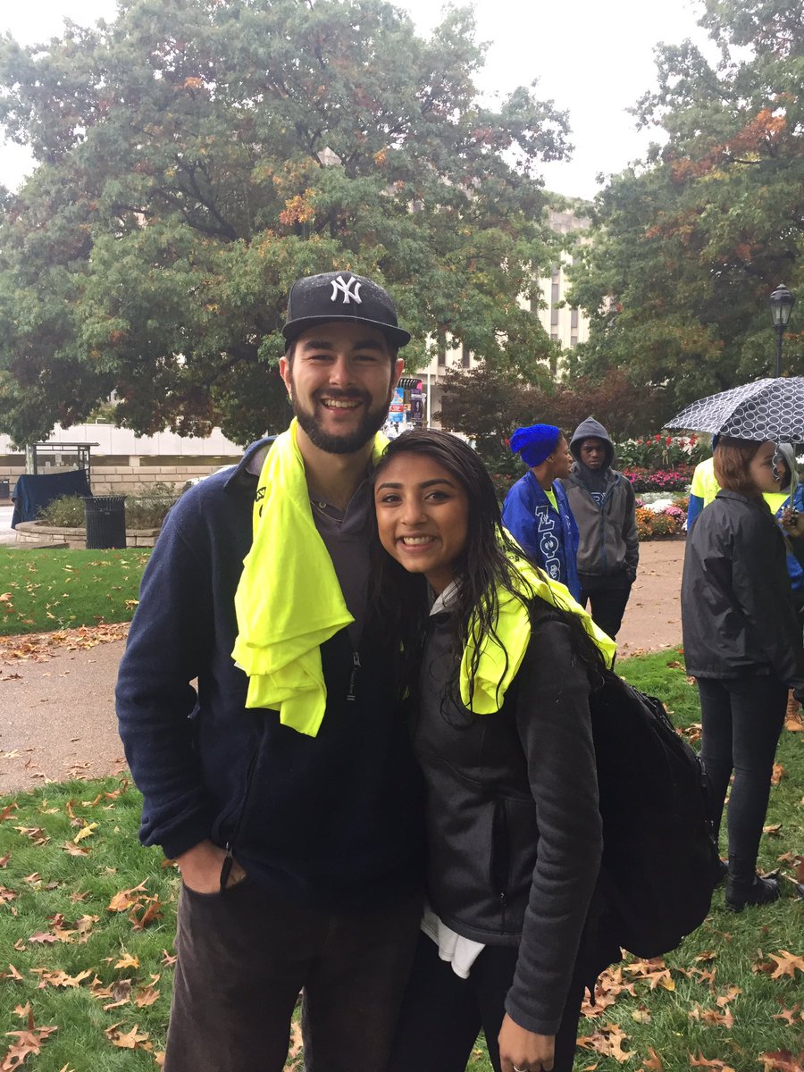 Our #PittHC16 King and Queen were happy to give back to the community yesterday at @pmadd16! #H2P