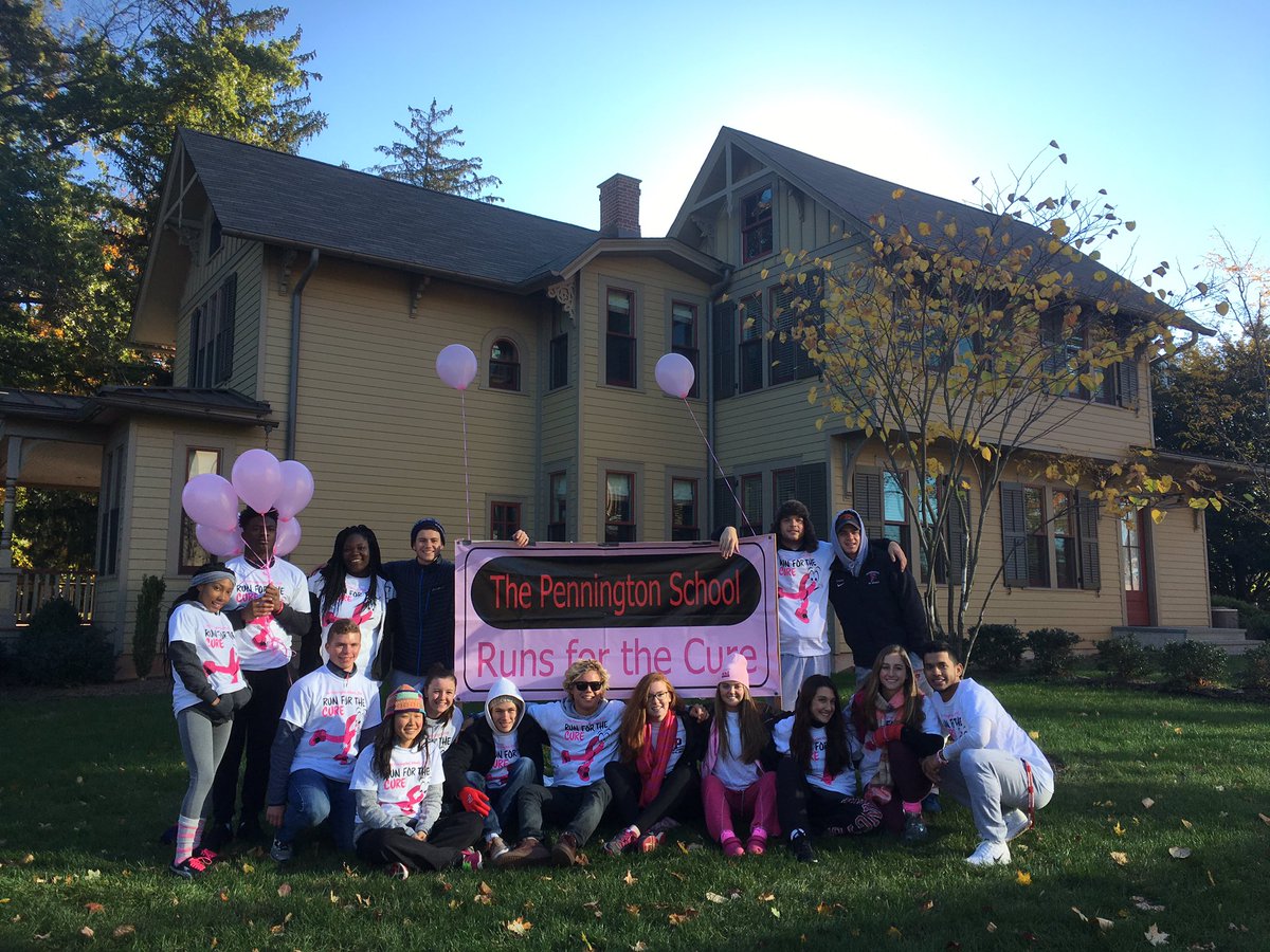 TPS_ResLife's tweet photo. @tps_news  @TPS_PeerLeaders Another successful Run for the Cure! https://t.co/WTZo5beNsv