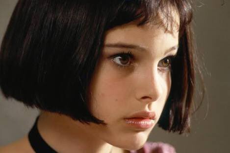 cosmeticjoffrey's tweet image. 레옹의 마틸다!! 아마 비비드한 컬러는 못써도 눈썹결을 살린 두꺼운 투명화장(ㅋㅋ) 과 쌍테, 컬러렌즈, 풍성한 인조 속눈썹 풀착장할 예정입니다 😉

#코덕전력 #코덕전력_20분 #2016할로윈