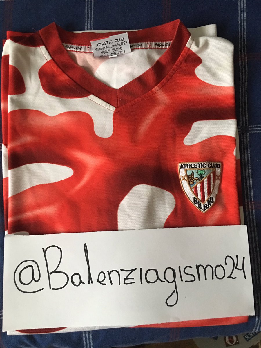 balenziagismo24's tweet photo. Si el Athletic gana al Madrid, sorteamos la camiseta "ketchup" de 2004 entre TODOS LOS QUE DEN RT a este tuit. https://t.co/QbLEBq6sDg